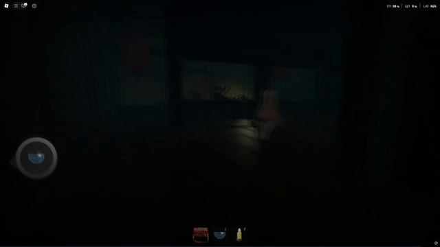 Воруем еду у огромного мимика в Roblox