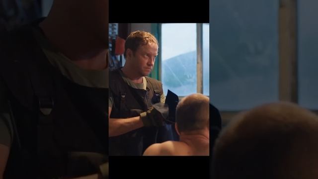 👮♂️🔥 Ссора с ОХРАННИКОМ в кино
