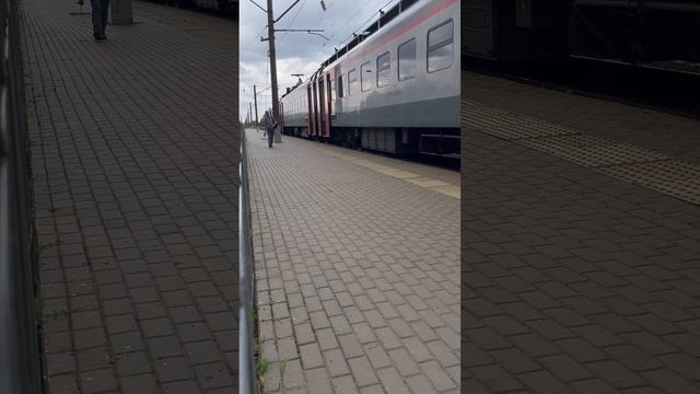 Прибытие Электропоезда эп3д