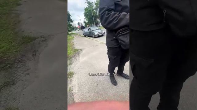 🇺🇦 Геноцидники из ТЦК совместно с антиполицаями продолжают устраивать облавы на мужское население