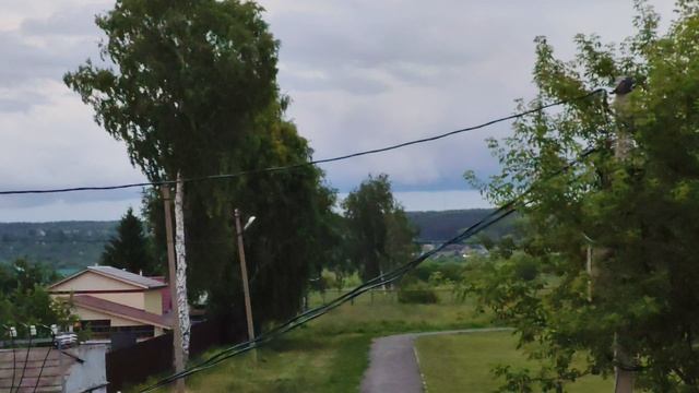 Деревенская природа, летний вечер в деревне после дождя, деревенская жизнь