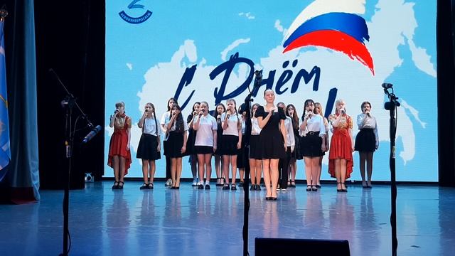 Вероника Короткова, Хор Звонкие голоса - Великая Россия