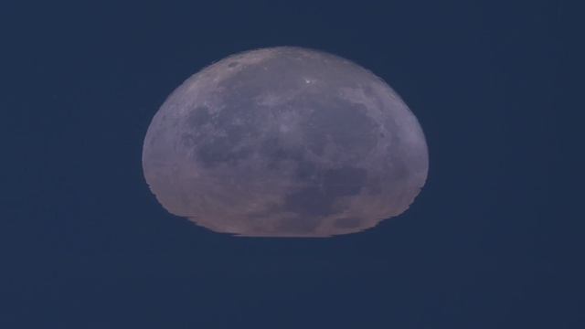 Луна скрывается
