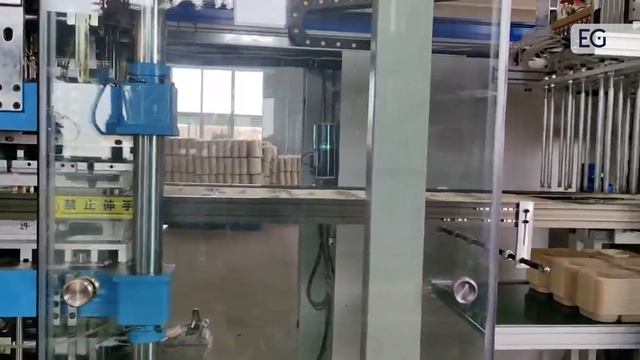 Термоформовочная машина LK-7190