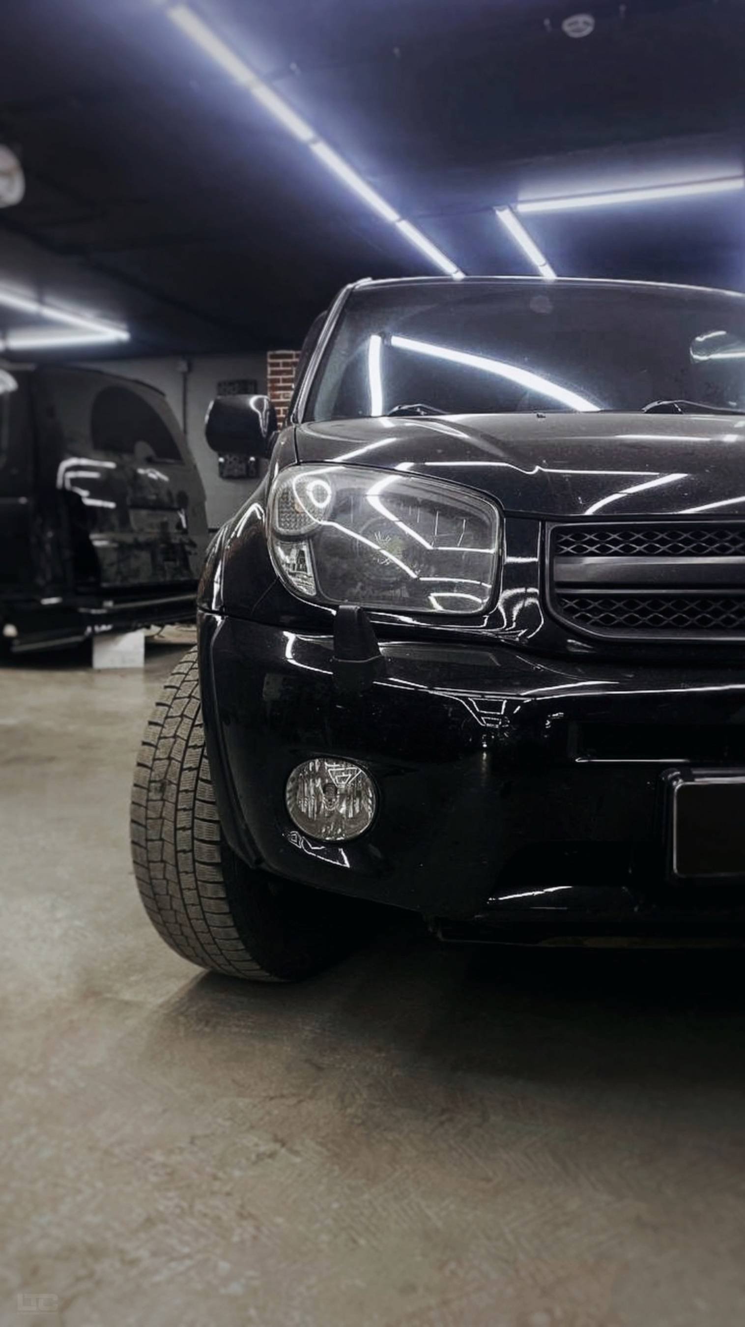 Toyota RAV4. Доводчики дверей