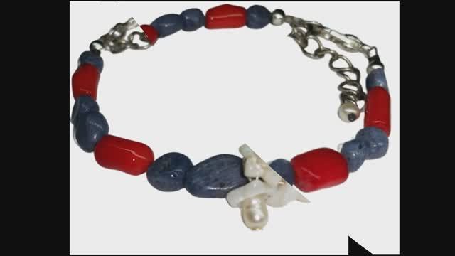 Браслеты с красным и голубым кораллом