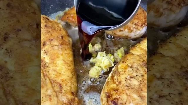 Куриная грудка медово-чесночном соусе
