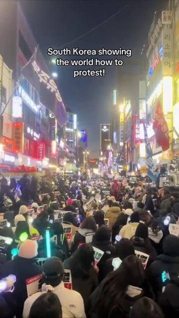 Протесты-концерты проходят в Южной Корее