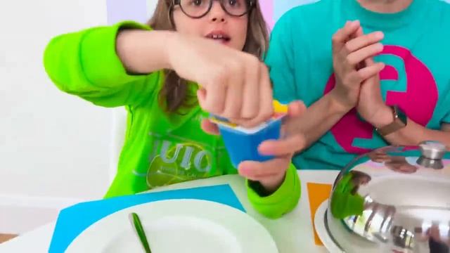 Мисс Кэйти и Мистер Макс (Miss Katy) Еда по цветам челлендж