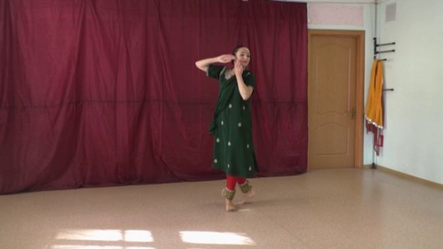 Кавитт Мор Мукут | Таал Тинтал | ВИОЛЕТТА ОЛЬХОВСКАЯ | Экзамен по катхаку на 1-м курсе | Таранг