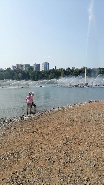 Дети играют на Кашкадане