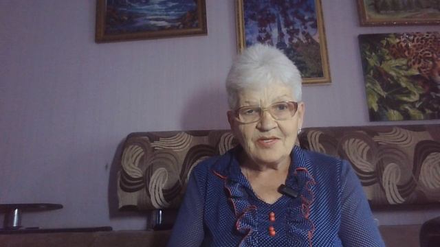 И мы должны верить, что Сашка хочет стать Тихоновой?