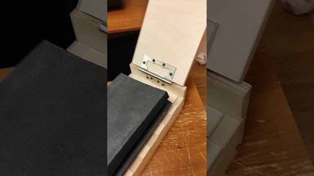 Как устроен фанерный пресс для KYDEX – просто о важном
