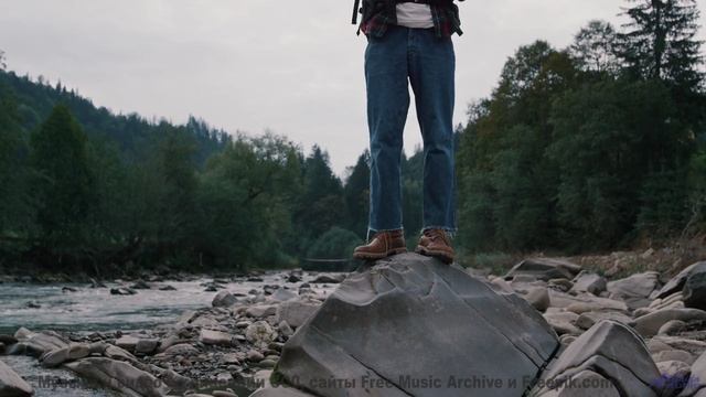 Природа никогда не выглядела так пугающе прекрасно - включите звук! - From A Distance -- Eyelids --