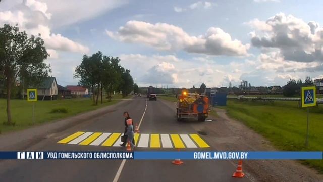 Речица - два водителя лишены прав за опасные манёвры у пешеходных переходов