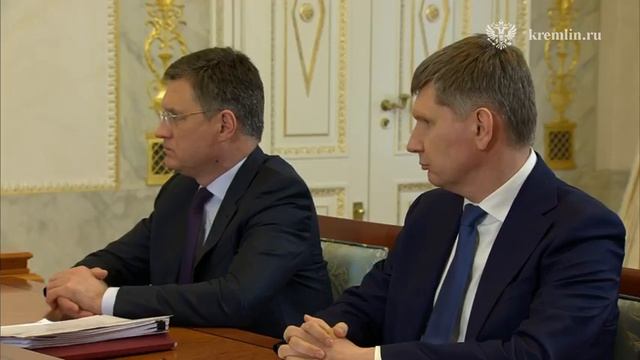 Владимир Путин на ПМЭФ