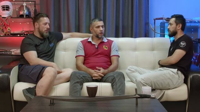 Рыцари Реагируют на "300 спартанцев" #27 II Sport Castle