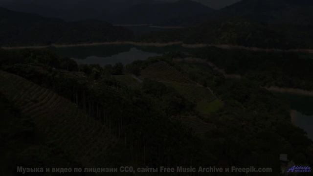 Пейзажи танцуют вместе с каждой нотой - Partly Cloudly -- A Tape Full of Mistakes -- Dusts