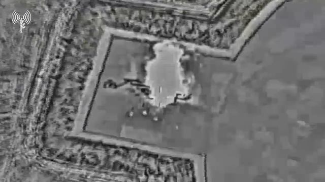 Еще 3 вертолета AH-1J (Toufan) ВВС Ирана подверглись израильским авиаударам в аэропорту Керманша...