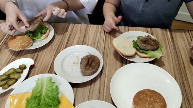 🍔Домашний БУРГЕР от Елисея и Анжелики