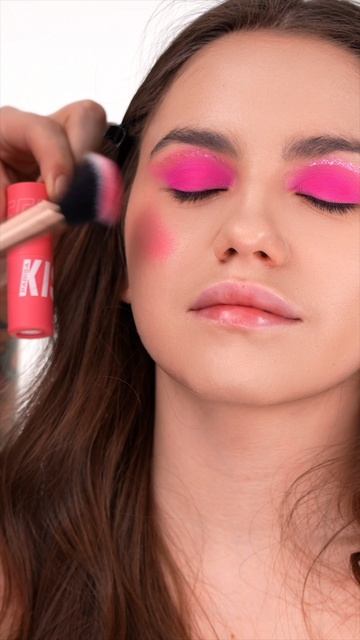 Яркий макияж на вечеринку 💄