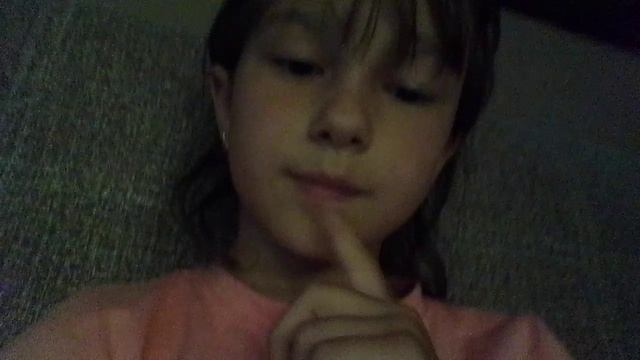 поменять название канала и фотку?