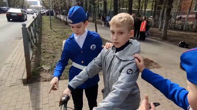 Визитка команды ЮИД Гимназии 9 "ИИД-инфо"