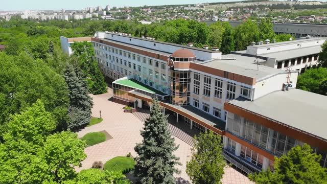 international students  (RUS)  short video