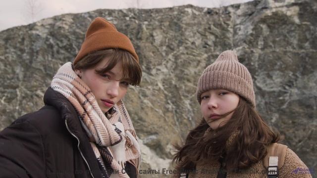 Мелодия, превращающая заднее сиденье в лучший номер отеля - Creative Design -- Scott Holmes Music --