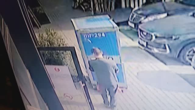 Владимир Ветрав Песня грузчик из магазина Пятерочка