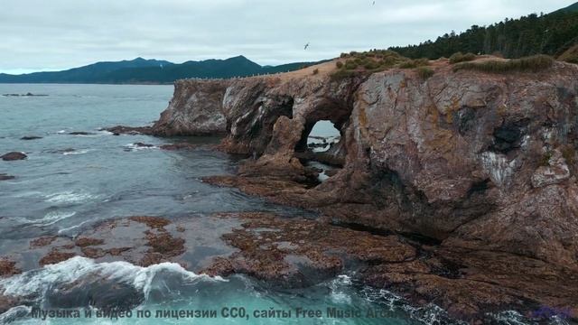 Песня, которая начинается с запуска двигателя и не заканчивается никогда - light -- Vincent Augustus