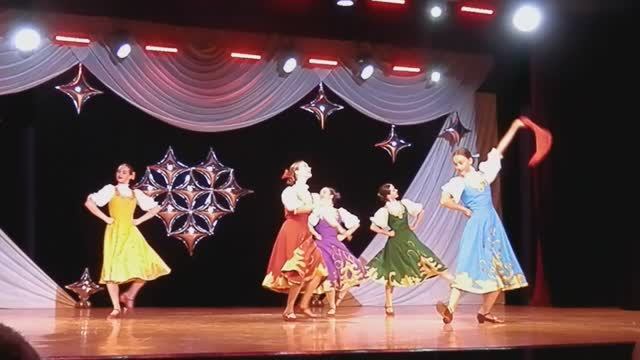 "Душеньки-подруженьки": ансамбль "Даймонд" (г. Анапа, 13.06.2025)