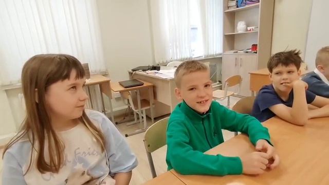 Знакомство с ребятами на английском языке
