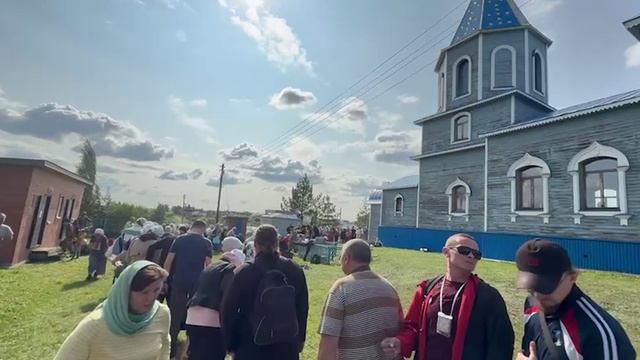 В селе Новое Еремкино встретили участников многодневного крестного хода к Избавительнице от бед
