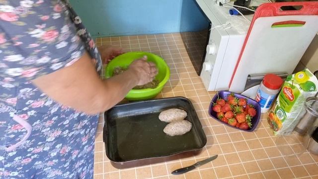 Готовим ужин.