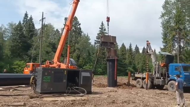 Погружение многогранной опоры 📞 +7 (985) 185-77-77 Услуги бурения.