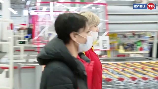 Куда пропал сахар? Проверка двух крупнейших магазинов Ельца проблем с поставками  не выявила