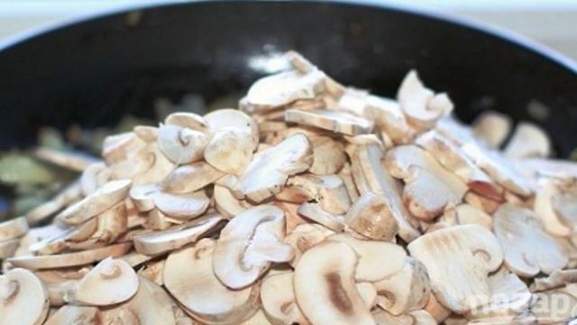 Грибной крем-суп по-фламандски