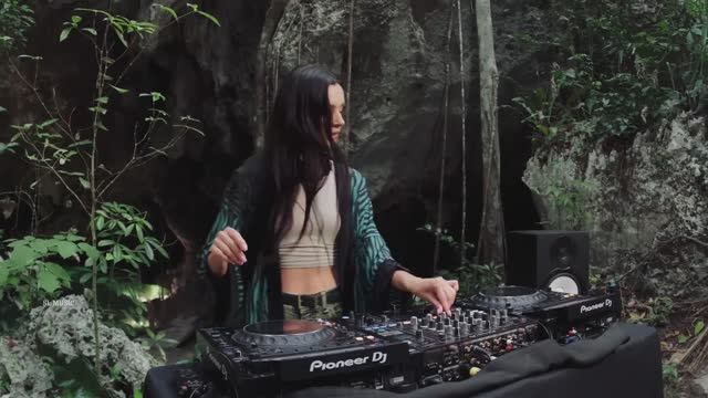 Real Girl - В Чёрном Списке Remix