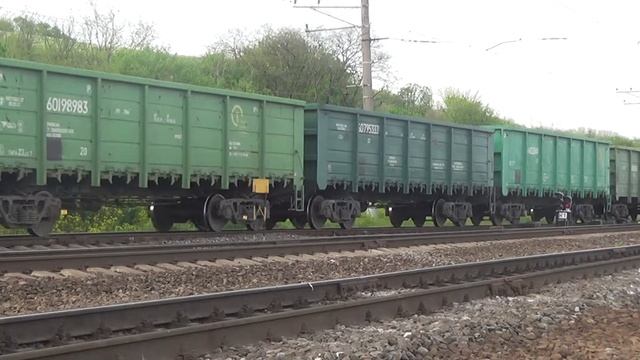 Электровоз ВЛ80К-554 с грузовым поездом