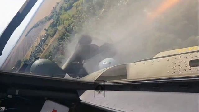 Кадры боевой работы российской армейской авиации