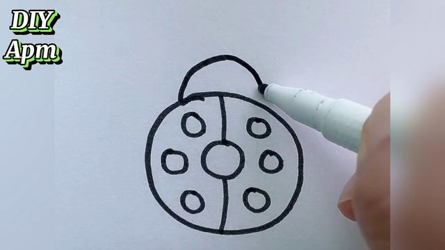 Нарисовать фломастерами божию каровку. DIY
Арт