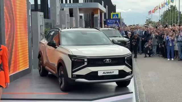 АвтоВАЗ представил новый кроссовер под названием Lada Azimut