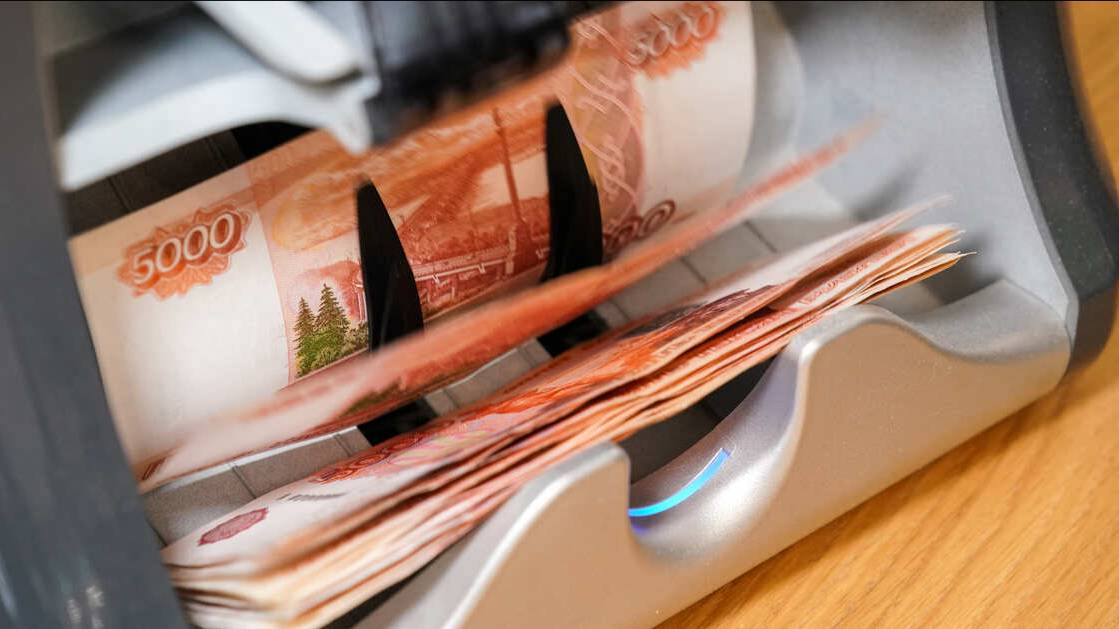 Совфед одобрил закон об изменениях в федеральный бюджет на 2025 год