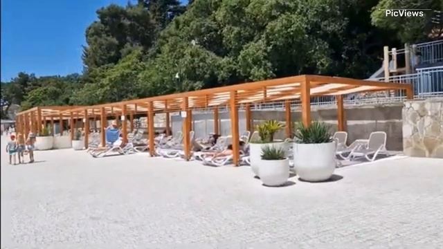 Крым пляж Мисхор сегодня 18 июня 2025. Какая обстановка на курорте, погода сейчас, море и пляж