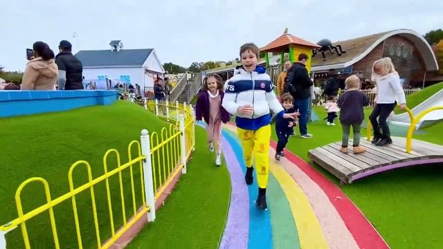 Miss Katy|Мисс Кэти Катя и Макс их семейные развлечения