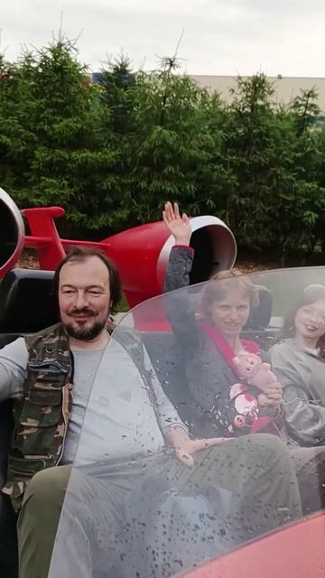 Автомобиль будущего на ВДНХ и кринжовые блогеры с LABUBU.