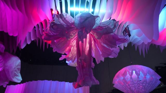 Люстра раскрывающийся цветок Kinetic Form