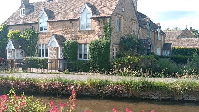 Лоуэр Слотер, Котсволдс, Англия (Lower Slaughter, Cotswolds, England)