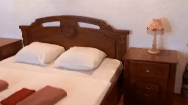 Отдых в Крыму. Гостевой дом Фрегат, Поповка, Сакский р-н, номер «Обитель Элона «- трёхкомнатный
